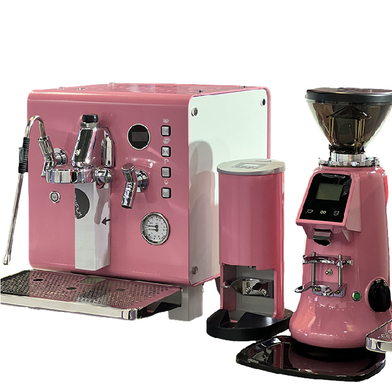 Coffee & Tea Phúc Long - Machine à café professionnelle rose semi-automatique