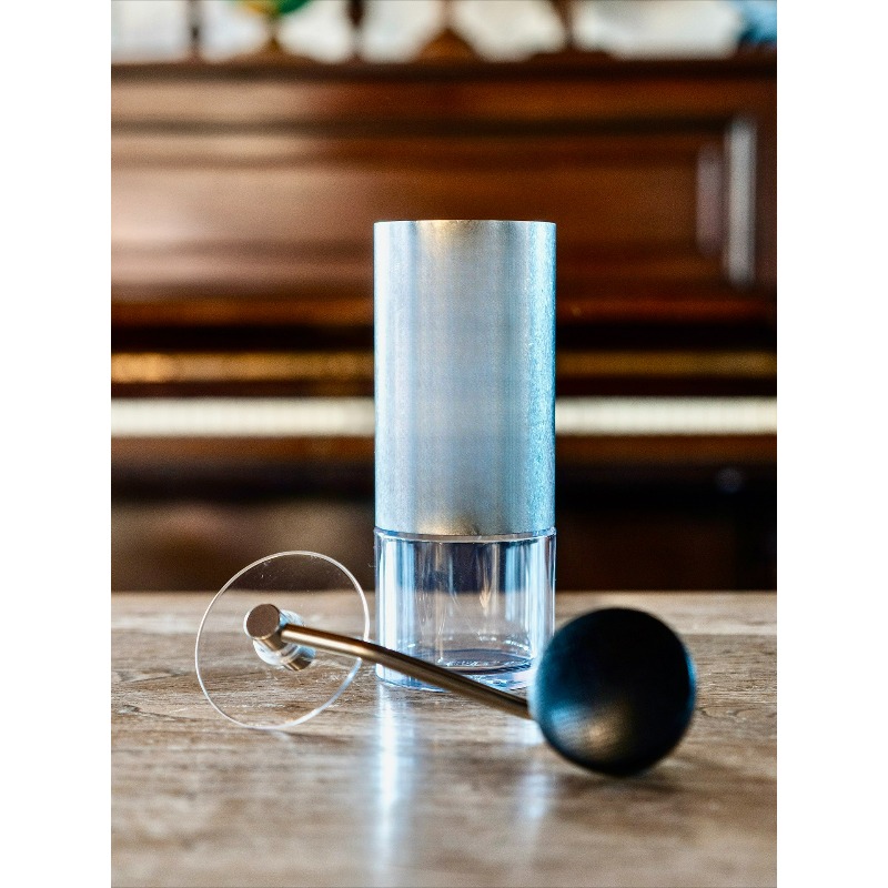 Burr Hand Grinder - Moulin à café manuel Commander C40,