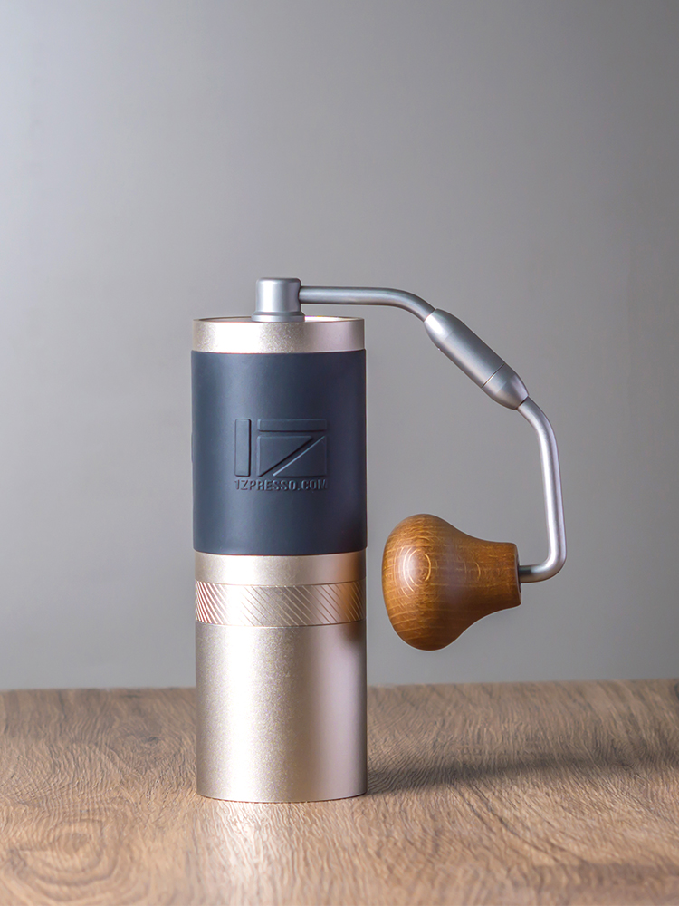 Moulin à café manuel portable  - Burr Hand Grinder avis et prix